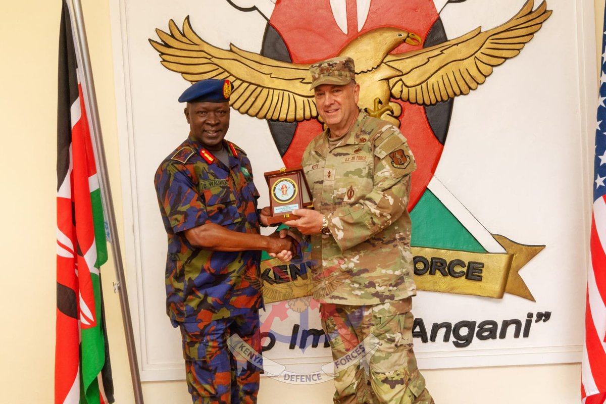 kdfinfo's tweet photo. Major General Keefe, accompanied by Colonel Chad Forrest, Lieutenant Colonel John Schrader and other members, paid a courtesy call on Major General Waliaula before leading their respective teams in bilateral discussions. 

See more:https://t.co/6NOTuwkN9G https://t.co/xLX5M7VL2y