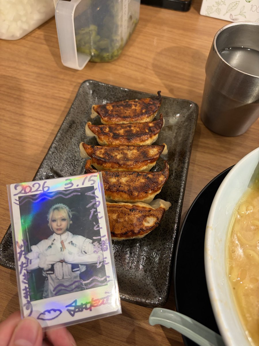 R_io8o2's tweet photo. 17歳最後のご飯は町田商店でした https://t.co/xHKqiApLiw
