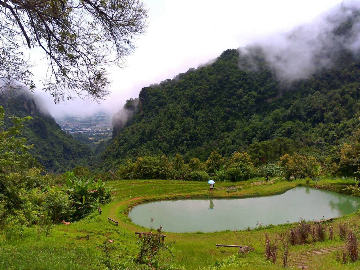 peemmr3's tweet photo. ⛰️🌧️ https://t.co/fUpuv3NpdJ