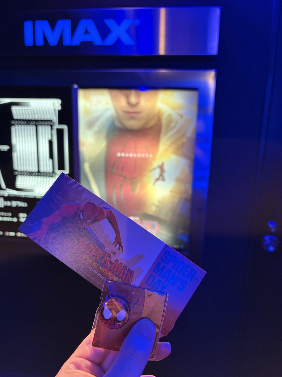 TakkHobby's tweet photo. 多くは語らないが、親愛なる隣人の帰還！物語のいい意味のスケールダウン！
NYC摩天楼のウェブスイングと楽しい要素いっぱいでした！ https://t.co/Uocj9SRCjz