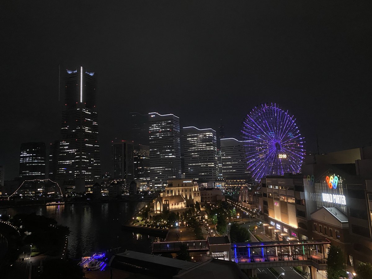 momofango's tweet photo. 綺麗な夜景と美味しいもの食べれて大満足！
今日はお祭りの屋台でいっぱい食べた！！
写真撮るより先に食べちゃって写真忘れてたwww https://t.co/ZWtSDjtZ7Y