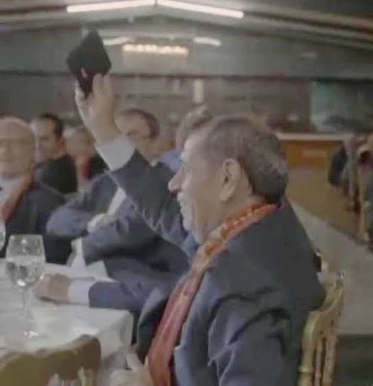 paulpgala's tweet photo. #ParalarNeredeDursunÖzbek https://t.co/1KxgoNH7YO