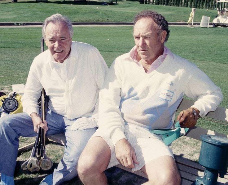 For_Film_Fans's tweet photo. Jack Lemmon &amp; Gene Hackman enjoy a round of Golf in 1990 https://t.co/94acYkXnIr