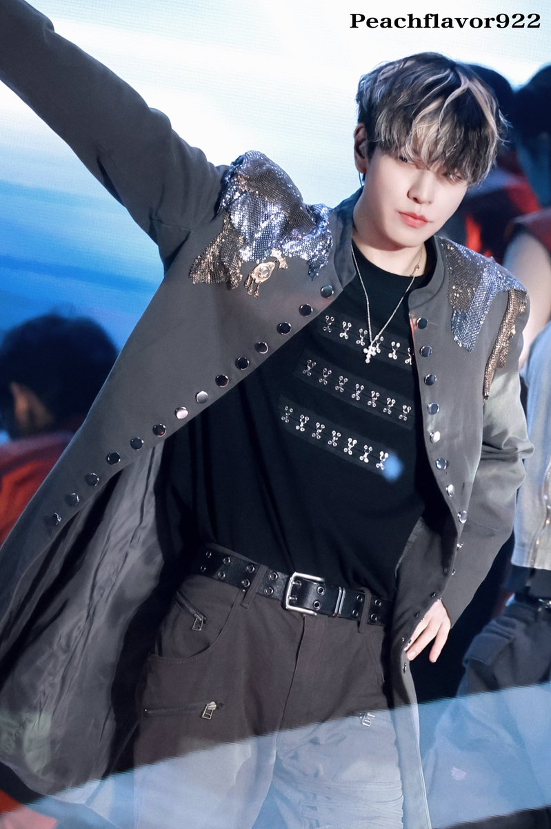 Peachflavor922's tweet photo. 260801 RUN IT in Seoul D4

#Seungmin #StrayKids
#승민 #スンミン #스트레이키즈 #スキズ https://t.co/Q5Euefrrr6