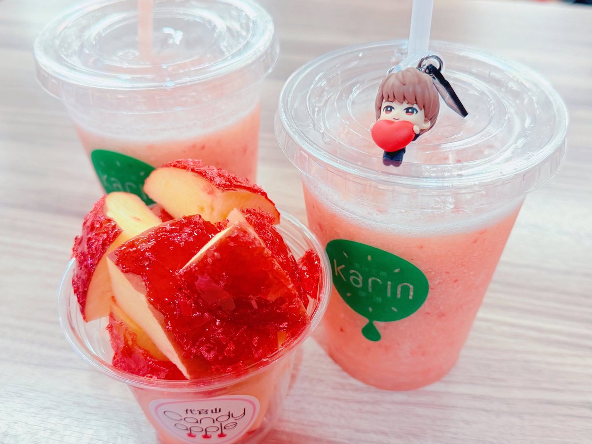 1120_sapple's tweet photo. We ♡HAPPY SWING   VOL.4💙
お疲れ様でした！
初アップグレード当選でめちゃくちゃ近くで見れたし、センターステージのおかげでじろ〜さん正面入れました🥳
暑すぎたけど超楽しかった！ https://t.co/B4BeQoBaEn