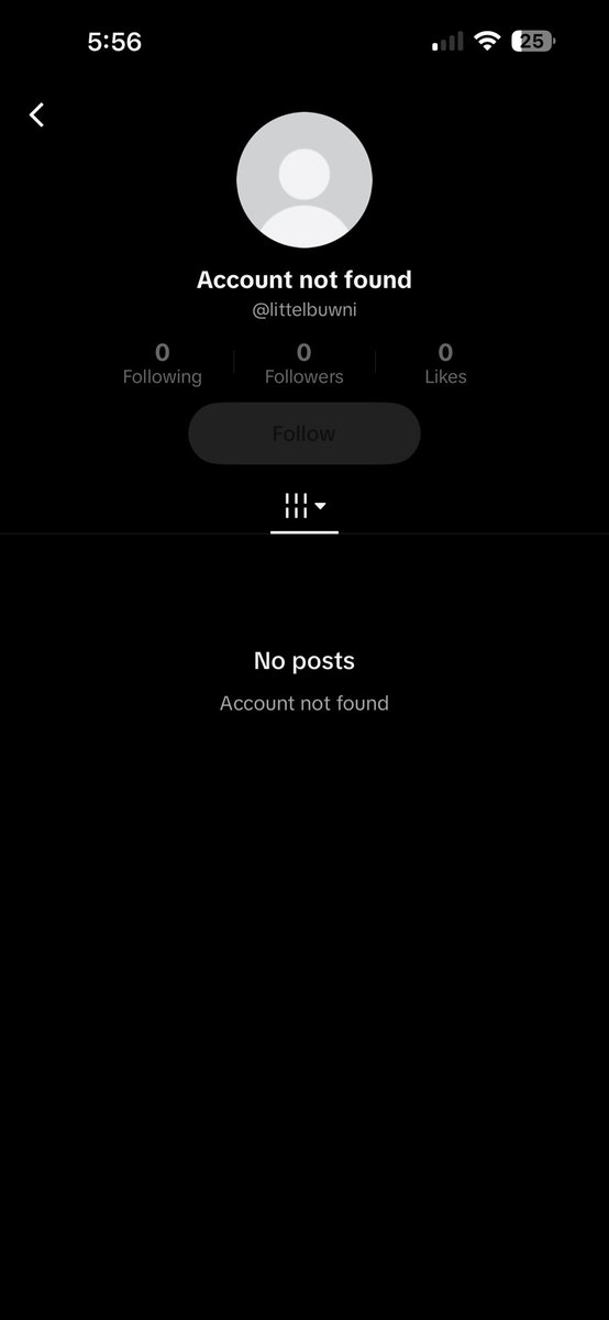 unicrnCwnffti's tweet photo. My friend sent me this screenshot. She removed my stuff but she is still CF someone else… anyway still report cus she wants to block me lol https://t.co/zM5Jt5hddp