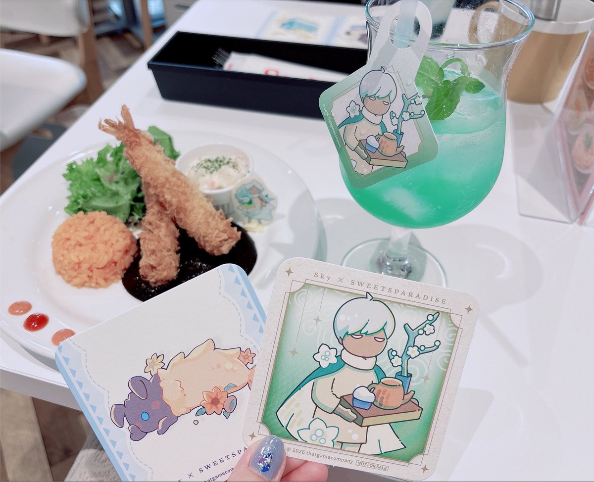 koameskyaka's tweet photo. Skyスイパラコラボ行ってきました〜！🦐
美味しい可愛いの幸せ空間すぎた…
エビフライのソースってもしかして捨て地の……？ https://t.co/STDVxcBLlO