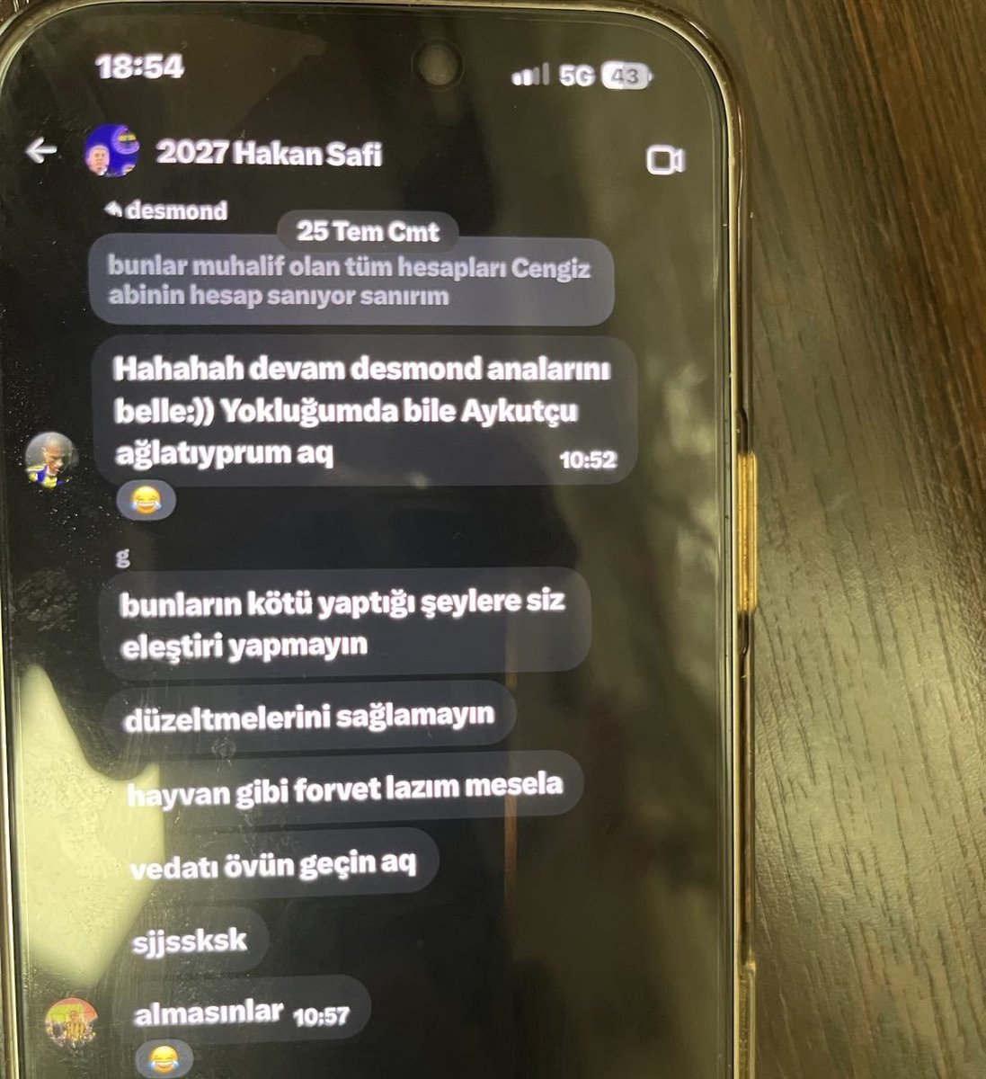 fenermarkajorg's tweet photo. 🚨Aziz Yıldırım: 

"Kızım hakkında yapılan konuşmaları mahkemeye vereceğim. Devlet bir şey yapmazsa Ben gerekeni yapacağım. Bunu bilsinler." https://t.co/BdlED7CKrR