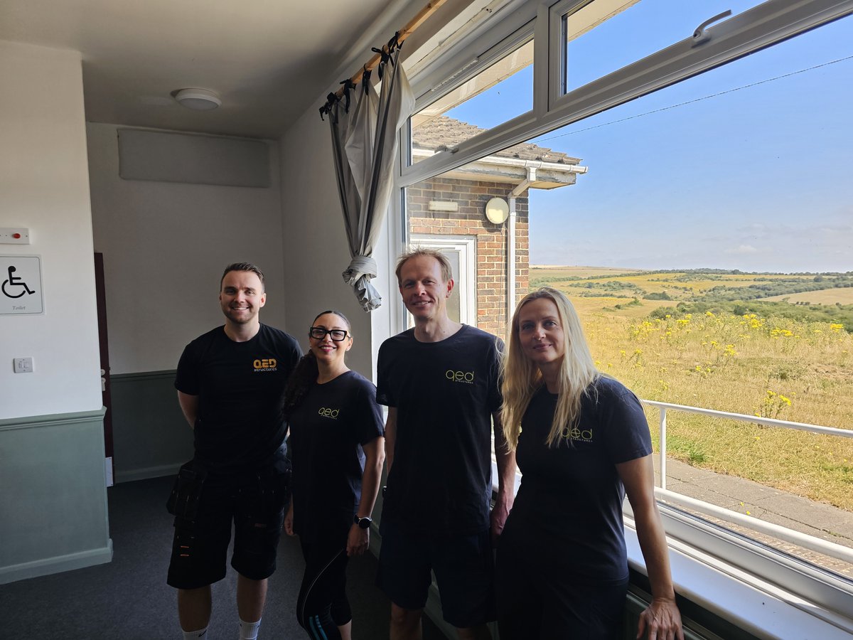 QEDStructures's tweet photo. Members of our Hove team recently volunteered at The Clubhouse at Wilding Waterhall.
They helped refresh the space with painting works, supporting a great community hub that hosts local groups, charities and wellbeing programmes.

#Volunteering #CommunityImpact  #WildingWaterhall https://t.co/4qBfJ2Afrc