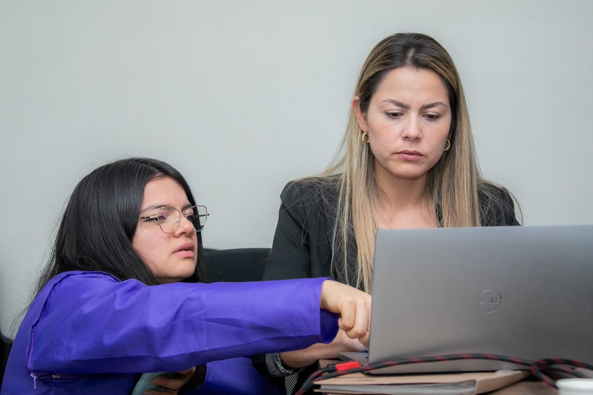 Alfred_Balle's tweet photo. Desde el 1 de agosto, cotiza, paga, radica y haz seguimiento a tus trámites ambientales en un solo lugar. 

En la oficina virtual de @CAR_Cundi puedes realizar todo el proceso de manera 100 % digital, ágil y segura, sin intermediarios y desde cualquier lugar.

Conoce más en: https://t.co/uzjExkoSP9.
