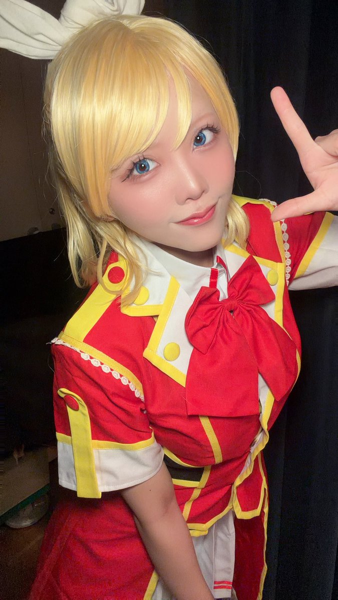 cho_go_kin_ayu's tweet photo. #みゅーもちゃんの全曲ダンス録

ぼらららと友情ノーチェンジの撮影に絢瀬絵里で参加しました🎶
最初から最後までずっと楽しかった🥹🫶
ぼらららって9人揃うとめちゃくちゃかわいいんだよ😌
ダンスも練習の成果出せた！公開お楽しみに〜✨ https://t.co/7pGOM6zdxZ