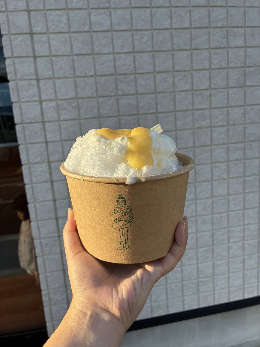ysys040409's tweet photo. とりあえず花火大会スイーツだけ楽しんできた🎆 https://t.co/9veorUMWSv