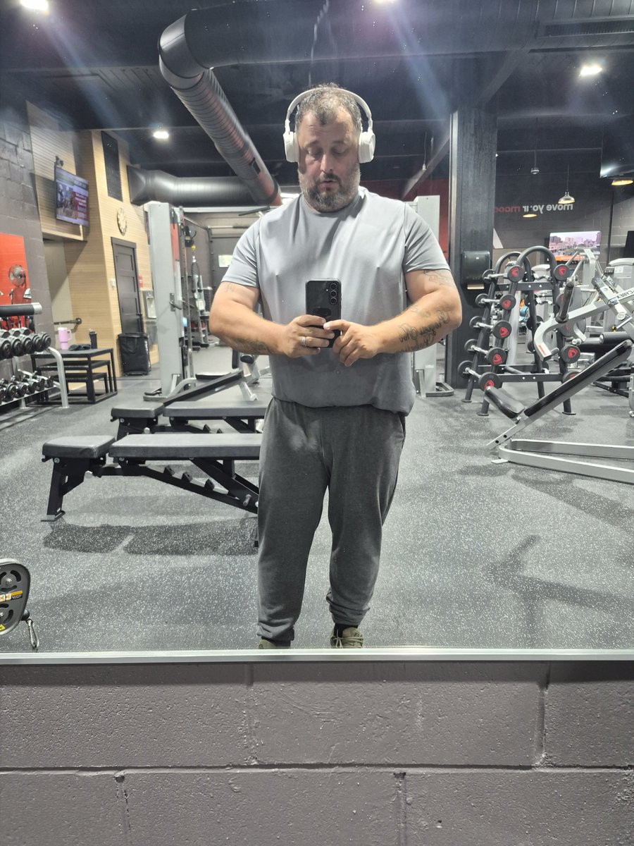 greer5208's tweet photo. When you start worrying about yourself and not worrying about what others think do or say just remember And all success is possible https://t.co/CvQG9Z4tIQ