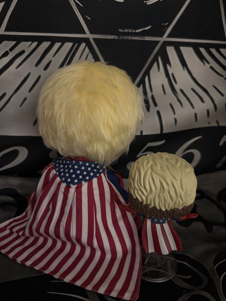 fook0602's tweet photo. 🥳 #homelander #theboys #doll Homelander ：https://t.co/rEimI46nfV https://t.co/HDpsK98r0e