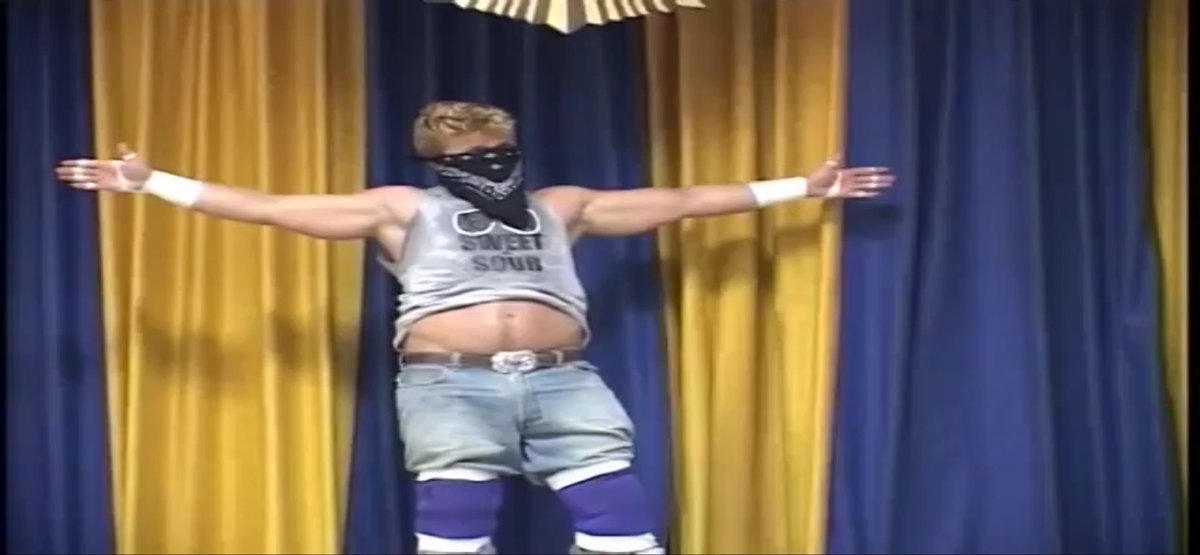 powertron12's tweet photo. Larry Sweeney dressing as Eddie Kingston during their 2006 feud in Chikara is just amazing. Everyone needs to watch as much Larry Sweeney as they can. An amazing talent gone way too soon. #12Large https://t.co/TSkYhBhOXc