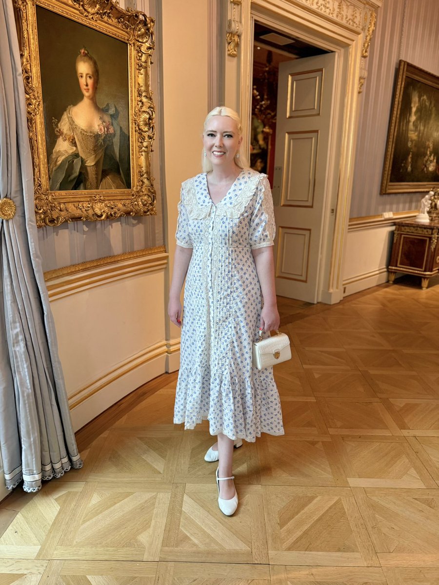 rebeccaluvsthis's tweet photo. New outfit reel featuring the beautiful new Edina dress in Seville Floral Embroidery 🩵✨ https://t.co/eKgzmEExsO #FashionInspo #fashionstyle #outfitoftheday #outfitideas #outfitinspo #FashionGirl https://t.co/d6gtuOlPnw