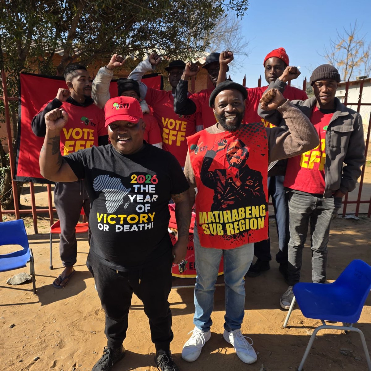 EFF_FreeState's tweet photo. 📍 TODAY📍

EFF Mayoral Candidate for Matjhabeng Local Municipality,  Fighter Thomas Macingwane at Tikwe Primary School VD in ward5. 

Bring your ID to your nearest voting station in ward 5 so that we can check your voter registration status or register you. 

#RegisterToVoteEFF https://t.co/5aLgh68vOk