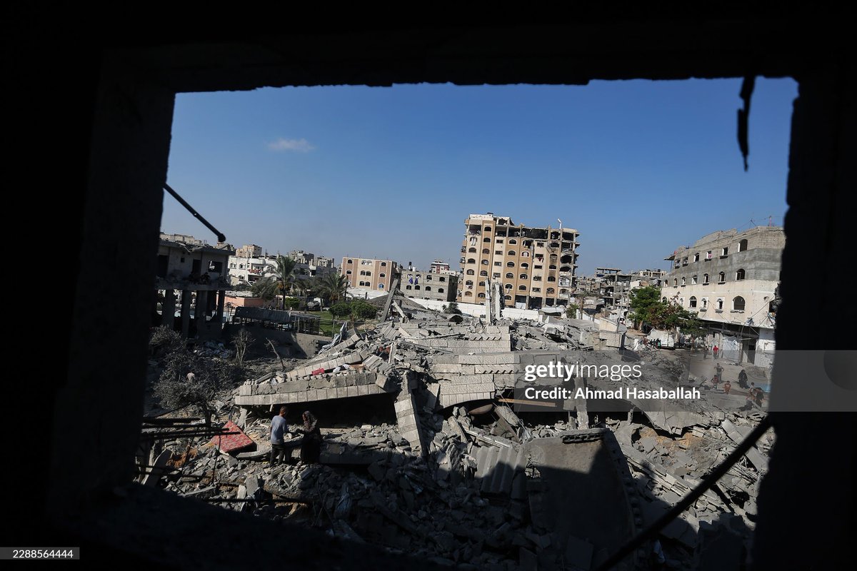 AhmadHasaballa3's tweet photo. GAZA CITY, GAZA - AUGUST 1: Residents inspect the damage caused by Israeli airstrikes last night on residential buildings in the Safatawi area on August 1, 2026 in Gaza City, Gaza.Ahmad Hasaballah @GettyImages @GettyImagesNews https://t.co/o2ZD65BAUy