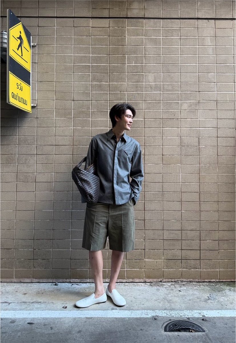 aprilnew1304's tweet photo. 🤓🤓 https://t.co/bIJaiL2aht