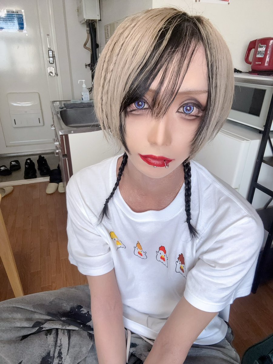 YUITO_KAKUMAY's tweet photo. …｛帽子被る前の三つ編みさん。

さいたまさんありがと。 https://t.co/56JtBQxZec