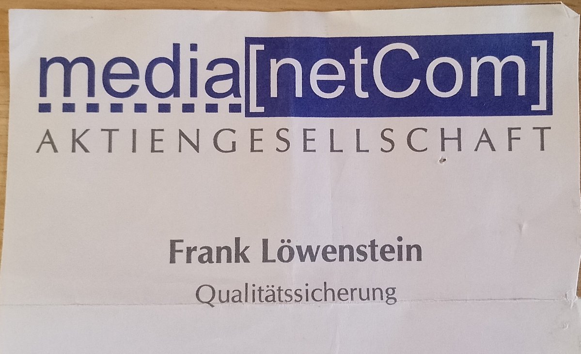 FrLoewenstein's tweet photo. Während meines Jurastudiums war ich in der Qualitätssicherung eines heute in Vergessenheit geratenen deutschen Streamingpioniers tätig, der schon Ende der 90er eine Netflix-ähnliche Technik entwickelt hatte.

Leider waren die damaligen Hardwarekapazitäten noch unzureichend. https://t.co/0dackBkEmY