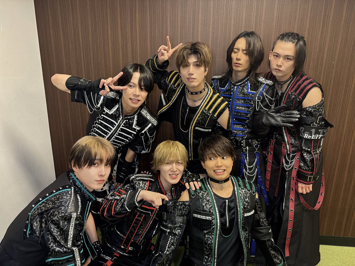 info_ReLIT's tweet photo. ReLIT 8th Single「炎上 / ばかっけぇ!」
発売記念撮影会 in 大阪📸
ご来場ありがとうございました！

明日8月2日(日)は、
セブンパーク天美 AMAMI STADIUMにてフリーライブを開催！🔥🥁

観覧無料となりますので、ぜひお気軽にお越しください💫

▼詳細はこちら
https://t.co/sZWH9obi7o

#ReLIT #ReLIT炎上
#ばかっけぇ