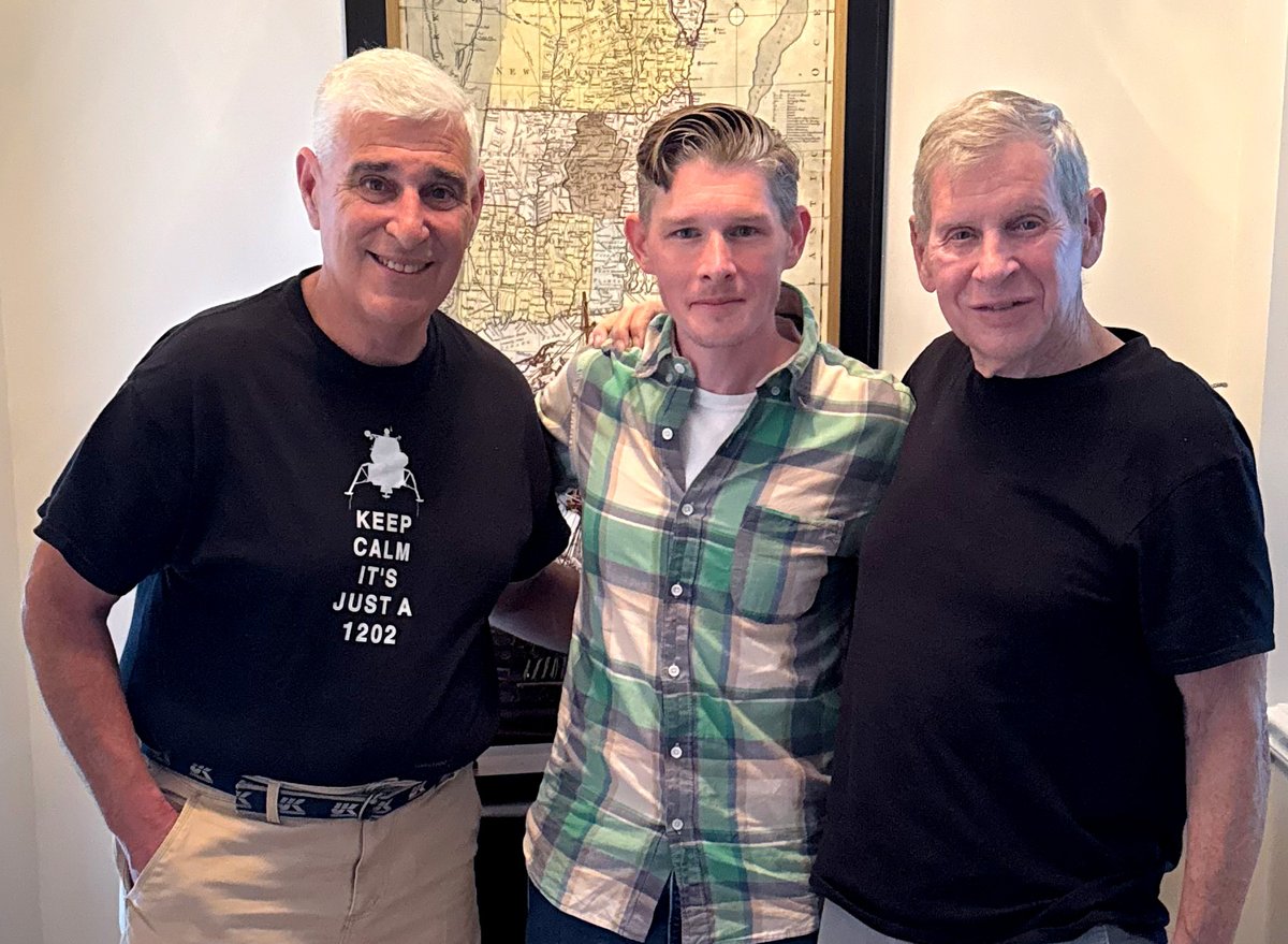 LoughlinRI1's tweet photo. What a perfect Rhode Island afternoon ☀️
Hung out with gifted artist Jeremy Schilling (center) and astronaut Woody Spring in Narragansett—talking space flight and art. Absolute magic. 📷 #RhodeIsland #Narragansett #SpaceArt https://t.co/4M6lIz0Klw