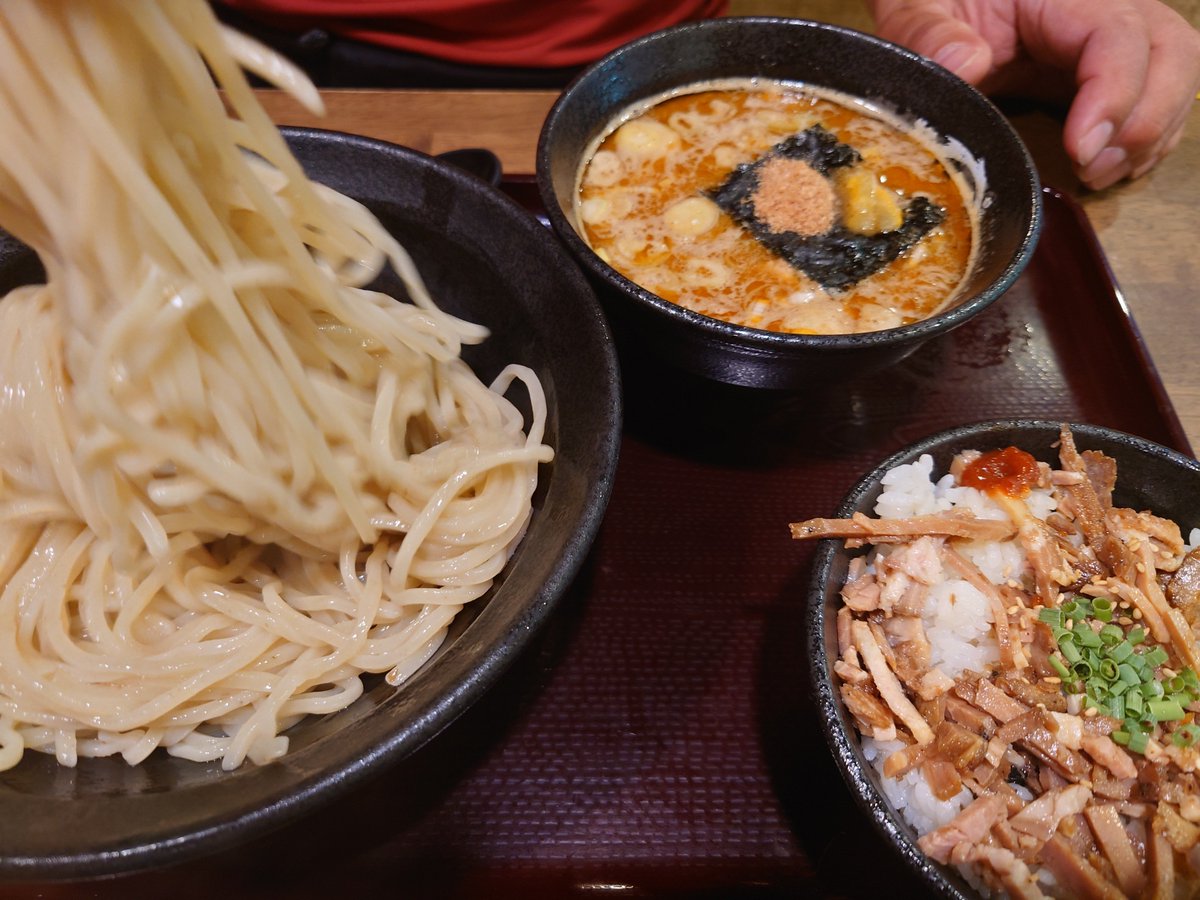anego_KTM's tweet photo. 久しぶりのつけ麺～ https://t.co/FUAHCWMgkU