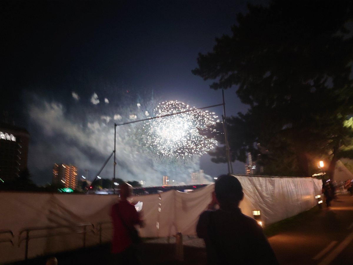doraama12's tweet photo. 近くまでこれた https://t.co/GGuZOll194