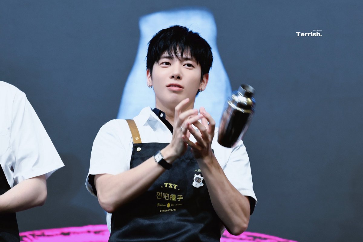 이목련 tweet media
