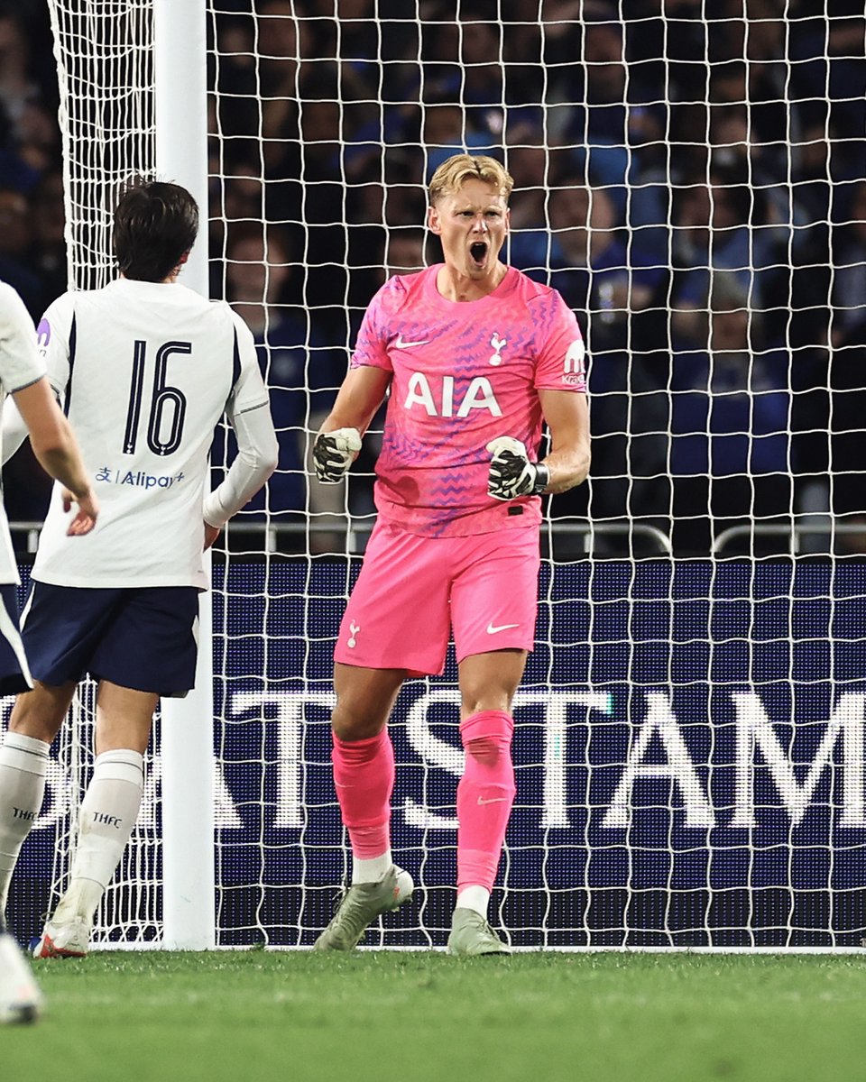 SpursOfficial's tweet photo. 😤 https://t.co/62JcuQTSIS