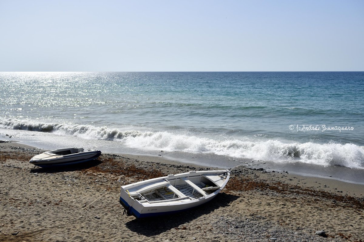jazumaquero's tweet photo. «Barcas en la orilla del mar»

#clic
#Saludos con una #fotografía. https://t.co/LRNHPjeZZ0
