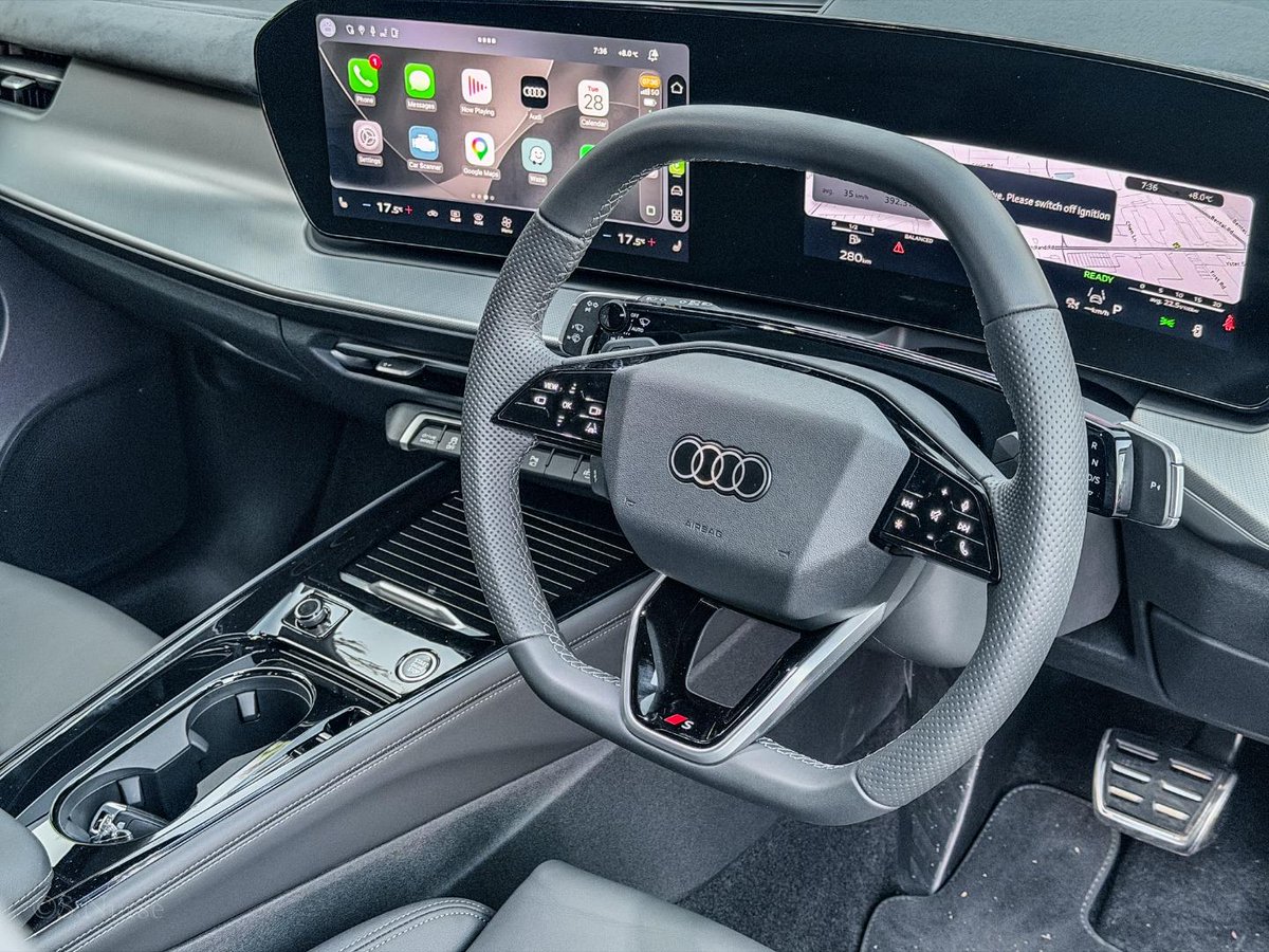 AutoTraderSA's tweet photo. We drive @audisouthafrica's new Q3. Would you spend a million rand on one of these? https://t.co/9cJO7Gthjn
#AudiQ3 #AudiSA #PremiumSUV #CompactSUV #SUVSA https://t.co/vTTSU9WXse