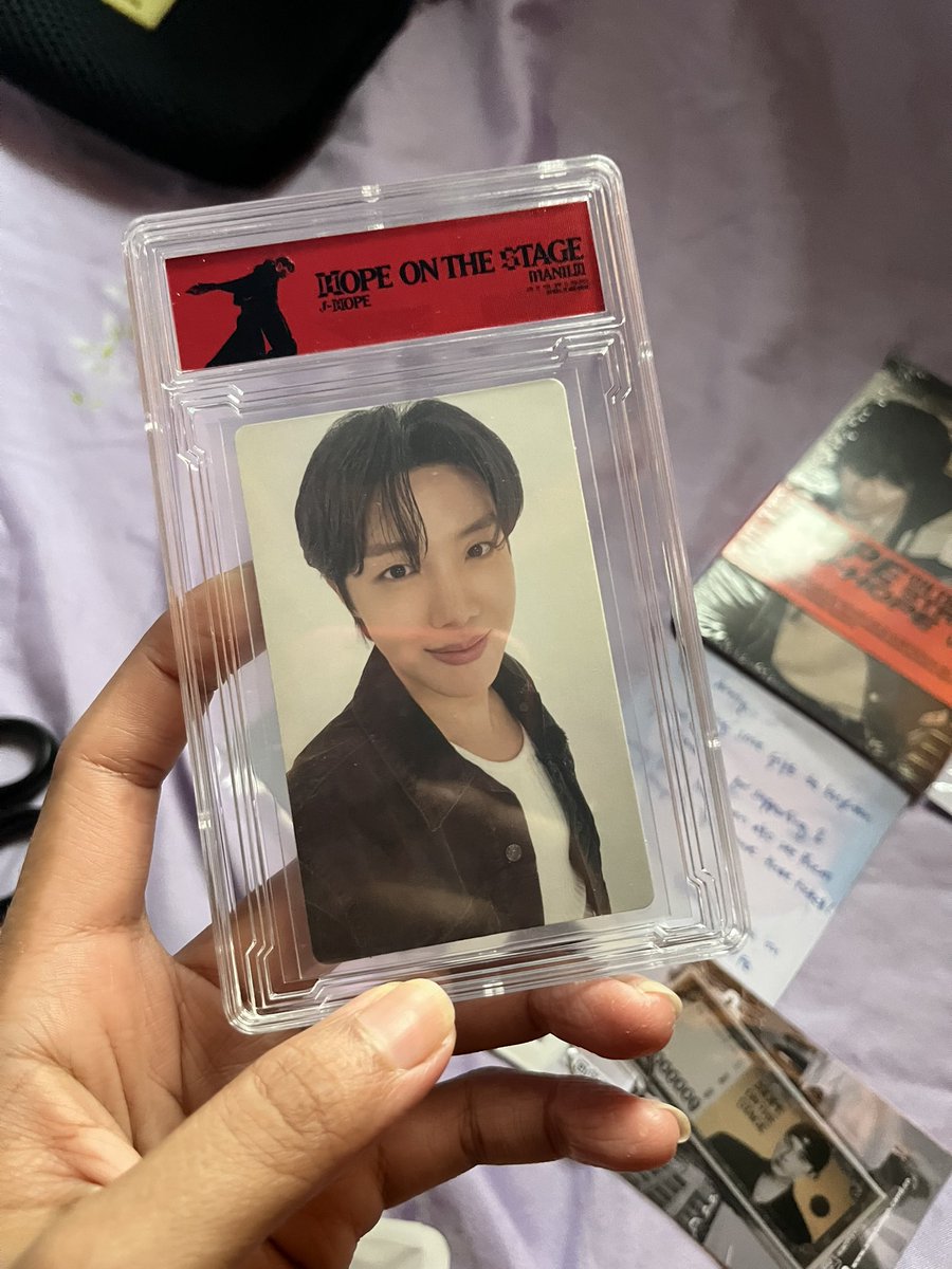 anedyxx's tweet photo. ╰┈➤ lovemail from @k1nGnAmj0on | @ArmyBamph ♡𓍼 

WAAAAAH MY HOTS WVS ALBUM IS FINALLY HERE! THANK YOU SO MUCH ATE LEI FOR HOSTING THE GA PO! ILYSM! AND SA SPONSOR PO THANK YOU THANK YOU PO SUPER 🥹💗✨ https://t.co/H5X5NqgFEo