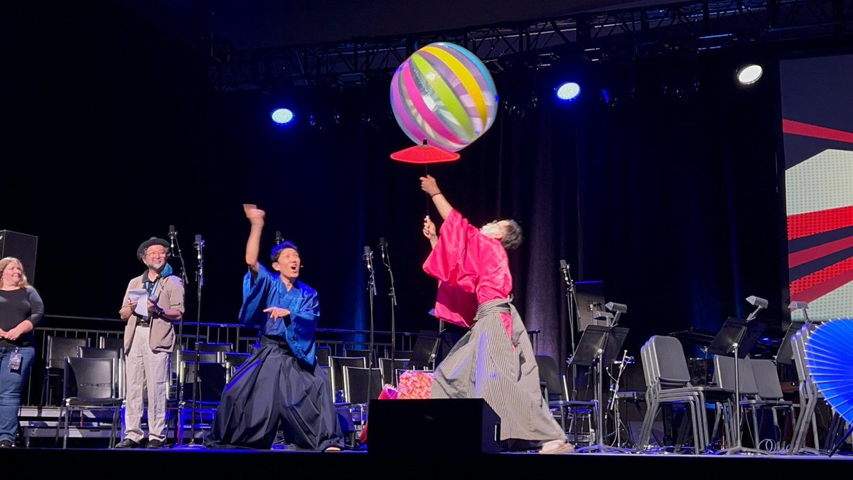 kinosensei's tweet photo. 7月31日。ワシントンDCのOtakonの開会式にて実演させていただきました https://t.co/eRx9wDAww7