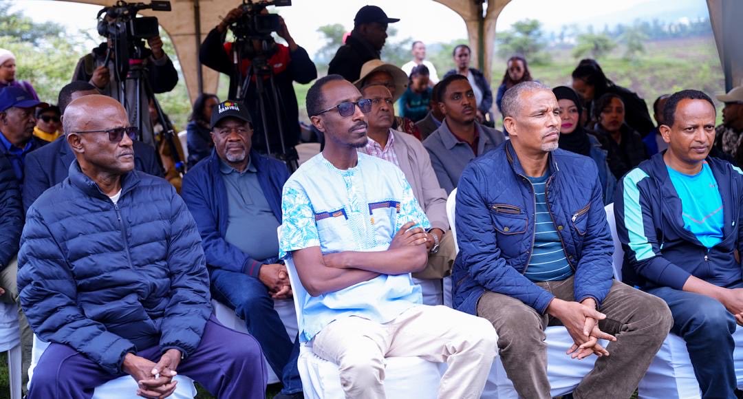 BerhanuTsegaye's tweet photo. ክቡር የውጭ ጉዳይ ሚኒስትርን፣ የጎረቤት አገራት አምባሳደሮችን፣ ሁሉንም የመ /ቤታችንና ተጠሪ ተቋማት የሥራ ኃላፊዎችንና ባልደረቦችን ያሳተፈ ስኬታማ የችግኝ ተከላ መርሃ-ግብር ዛሬ ሀምሌ 25 ቀን 2018 ዓ.ም በቢሾፍቱ አካሂደናል። የዘንድሮውን የችግኝ ተከላ መርሃ-ግብር ልዩ የሚያደርገው ሙሉ በሙሉ ፍራፍሬዎችና ምግብ ነክ የሆኑ ችግኞች ላይ ትኩረት ማድረጉ ሲሆን በዕለቱም 4063 (አራት ሺህ ስልሳ ሶስት) የአቮካዶ፣ ዘይቱን፣ ብርቱካን እና ሮማን የመሳሰሉ ጠቃሚ የችግኝ ዓይነቶች ተተክለዋል። የተከናወነው የችግኝ ተከላ መርሃ-ግብር አካባቢን ከአየር ንብረት ለውጥ ከመጠበቅ ባለፈ፣ በሂደት ለሃገራችን የምግብ ዋስትና መረጋገጥ የራሱን አስተዋጽኦ ያበረክታል።   

ከዚህም በተጨማሪ አገራችን በ2020 ዓ.ም የመጀመሪያ ወራት በምታስተናግደው 32ኛው የዓለም አየር ንብረት ለውጥ ጉባዔ (COP32) ላይ ለመሳተፍ ወደ አገራችን ለሚመጡ ከፍተኛ ቁጥር ያላቸው የውጭ እንደግዶች ቢሾፍቱ ከተማ ተጨማሪ ማረፊያ ሆና የምታገለግል በመሆኗ የተከናወነው የችግኝ ተከላ ከተማዋንና ዋና ዋና መተላለፊያ መንገዶቿን ጽዱ፣ አረንጓዴና ማራኪ በማድረግ የሃገራችንን መልካም ገጽታ በዲፕሎማሲው መድረክ ይበልጥ ከፍ ለማድረግ ከፍተኛ ሚና ይኖረዋል።

I had the honor of joining our Honorable Minister, alongside esteemed Ambassadors from neighboring countries and our dedicated leadership and staff from MoFA and its affiliated institutions, for this year’s Green Legacy campaign today in Bishoftu, where we successfully planted 4,063 (four thousand sixty-three) seedlings, today, the 1st of August 2026. This year’s initiative stands out for its exclusive focus on agroforestry and food security, featuring nutrient-rich fruit varieties such as avocado, guava, orange, and pomegranate. This strategic initiative goes beyond combating climate change; it directly strengthens our nation's agricultural sovereignty and contributes significantly to long-term food security. 

Additionally, this campaign plays a vital role in preparing Ethiopia to host the prestigious 32nd UN Climate Change Conference (COP32). As Bishoftu serves as a key hospitality hub for the anticipated influx of international delegates and dignitaries, this planting drive transforms the city and its main transit corridors into clean, green, and visually stunning spaces, thereby promoting Ethiopia's positive image throughout the climate conference.
