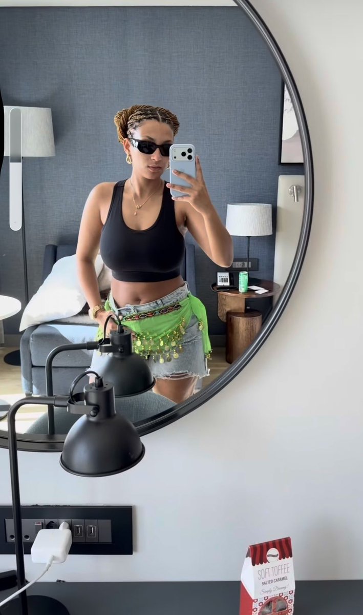 gurllovesashley's tweet photo. Premium experiences just hit differently at Radisson Blu. Every moment feels first class. 💃🏻✨

@RadissonBlu

ASHLEY TURNS HEADS
EXCEPTIONAL ASHLEY
#BrylnnAllTheWay https://t.co/YWx5Lv5eKU