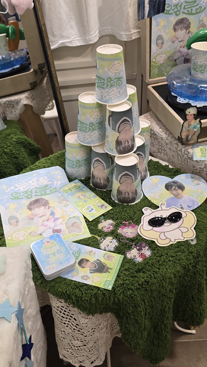 ncteventcafe's tweet photo. 요정로 첫날 많은분들 찾아와 주셔서 감사합니다. 그럼 내일뵈어요♡♡ https://t.co/yn5cgTLDuz