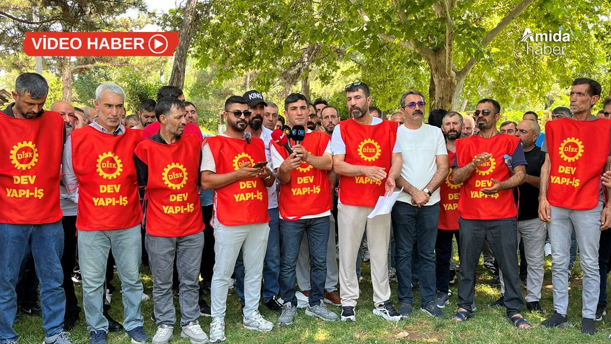 AmidaHaber's tweet photo. Diyarbakır'da demircilerden rest: Yevmiye 3 bin TL

🔗 https://t.co/MhQ8dS99Tf https://t.co/KyIzgmplz6