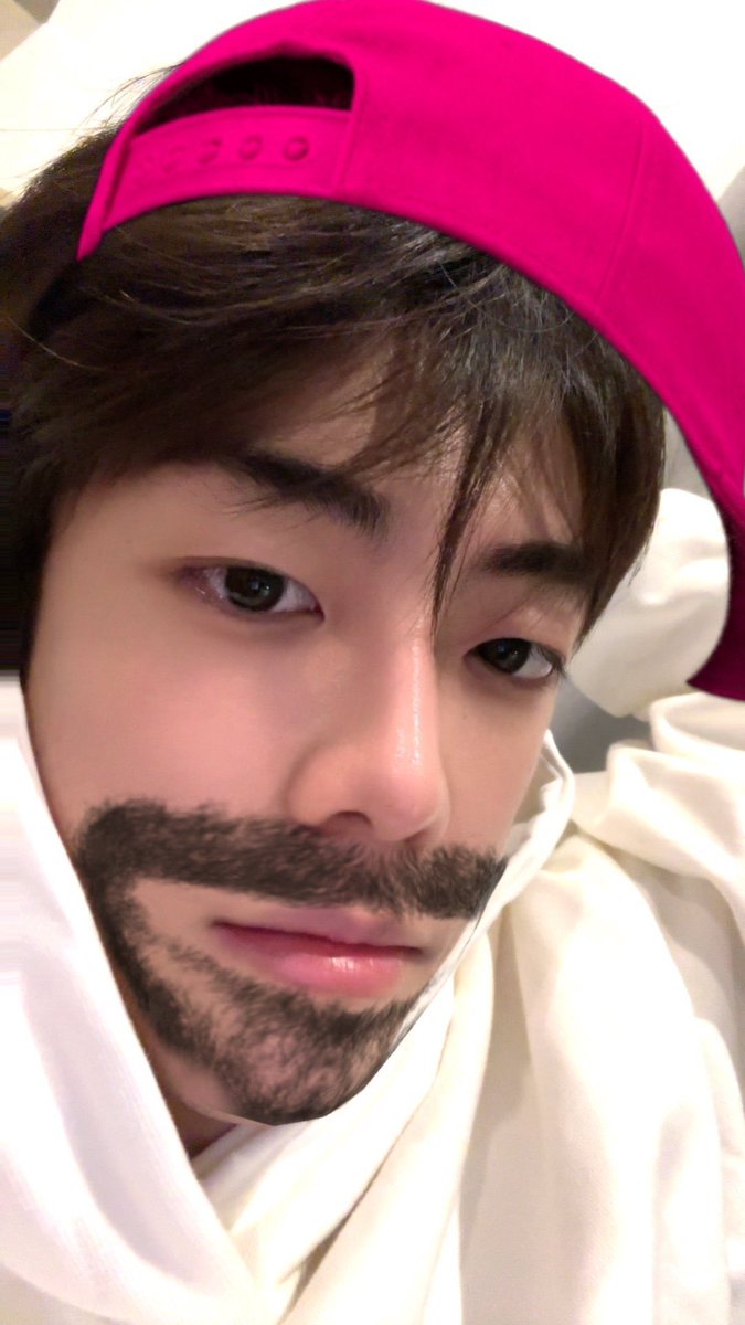 martabrakkk's tweet photo. here's a two-tweet au of zoe &amp; dikta ——

special part of #wanley with filter brewok🧔🏻‍♀️🧔🏻 https://t.co/haLozeyGhM