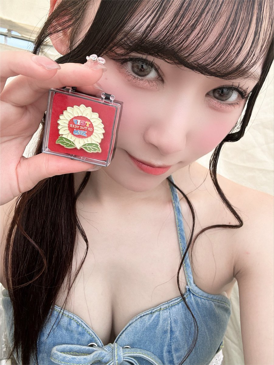 mementoa_rei's tweet photo. みんなのおかげでTGIFオブザイヤーの称号を獲得できました🏅💖
���くさんのチェキ＆動画をお迎えしてくれてありがとうだよー！(՞៸៸›⩊‹៸៸՞)

そして2日間 #TGIF2026 本当にありがとうございました！！！みんなと過ごせたこの時間本当に嬉しいし楽しかった❣️

来年はmementoaでTIF絶対に出��うね🗝 https://t.co/t94FBihUzH