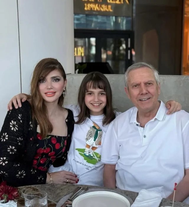 pierrehoojdnk's tweet photo. Allah Fener düşmanlarının ömründen alsın, size versin inşallah.. https://t.co/sBToBIKM5c