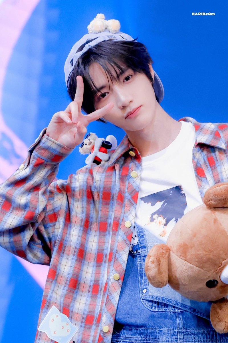 HARIBeOm_313's tweet photo. εïз 260801 εïз MAKESTAR TAIPEI
🛹🧢🧸
#투모로우바이투게더 
#범규  #BEOMGYU #TXT_범규
#TXT #TOMORROW_X_TOGETHER #ボムギュ https://t.co/0h2YfkQdbo