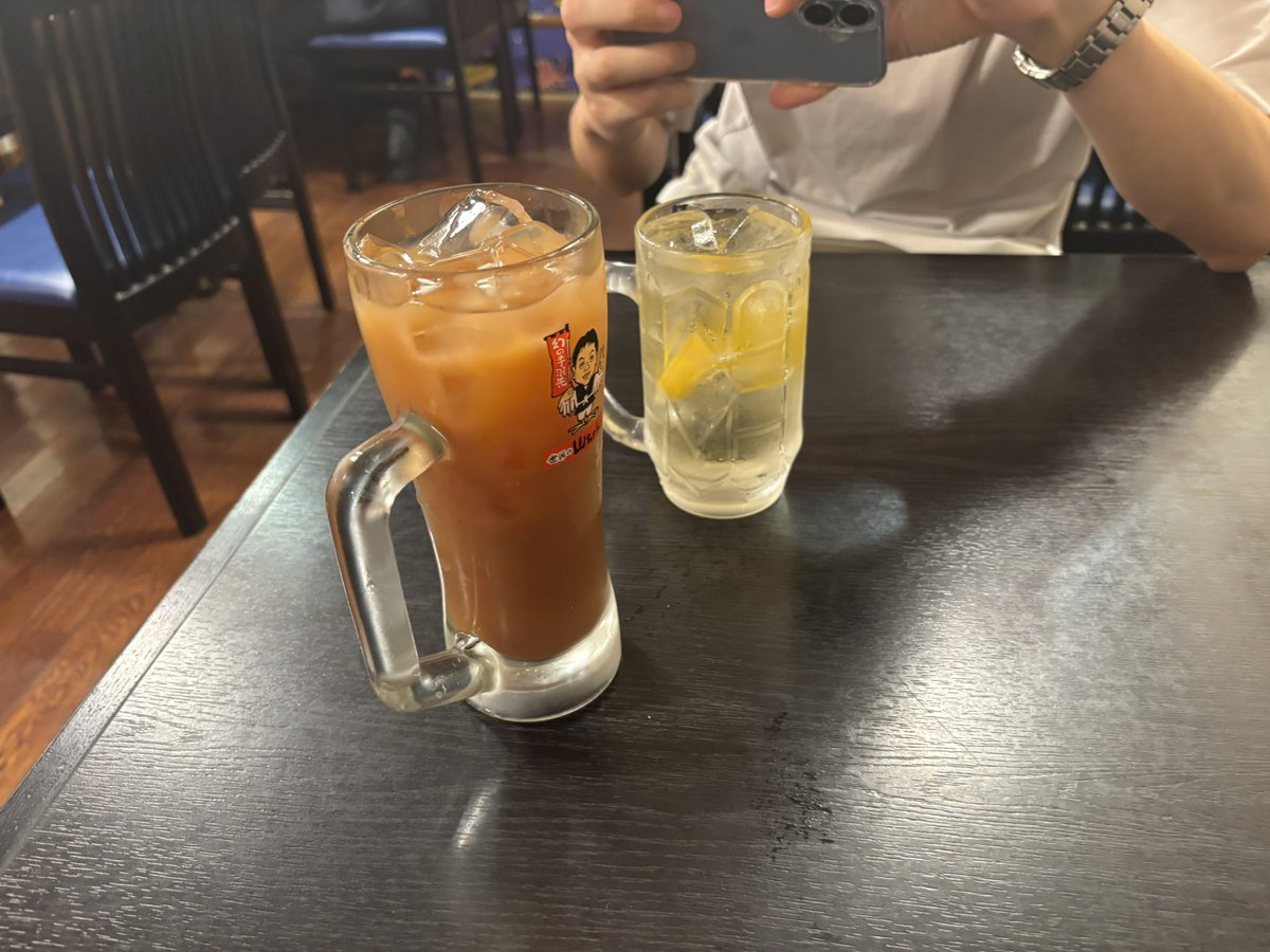 windscarlet's tweet photo. のしさんと呑みなう https://t.co/crHWRv7fum