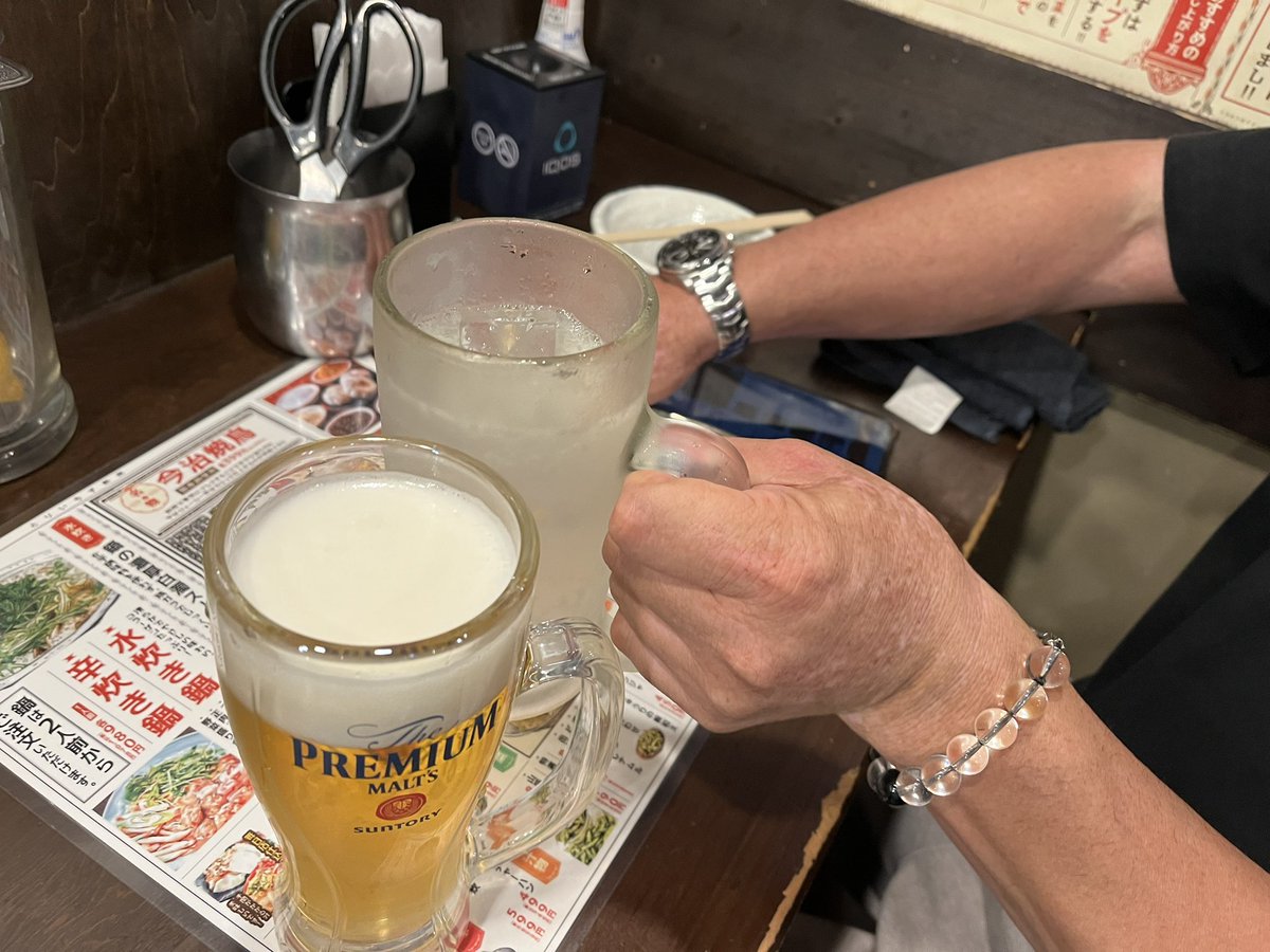 req_em_08's tweet photo. カンパーイ🍻 https://t.co/jU9WpMe9EH