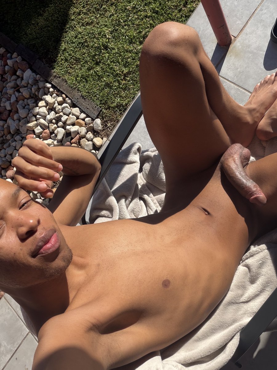 cottoncandyclwd's tweet photo. Birthday boy in my birthday suit🎉🥳 https://t.co/BhLSz4wHgg