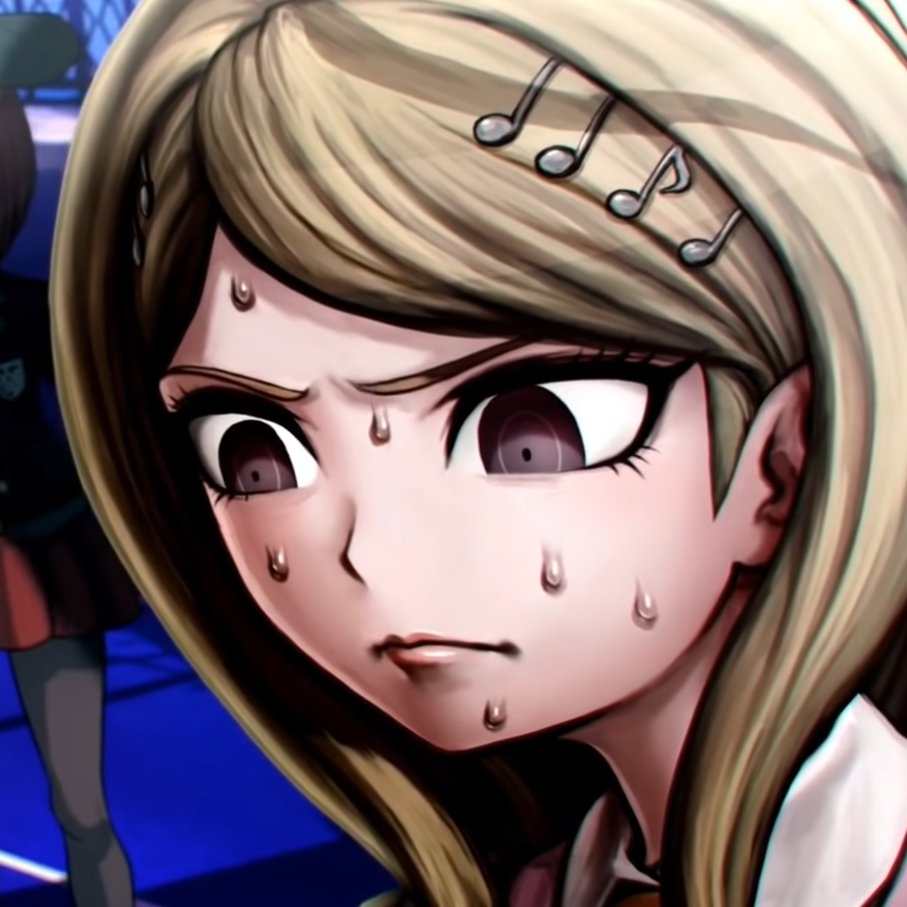 Randomly_Where's tweet photo. I don't like how she has visible lips in this it's scary https://t.co/IIeIKoBKuM