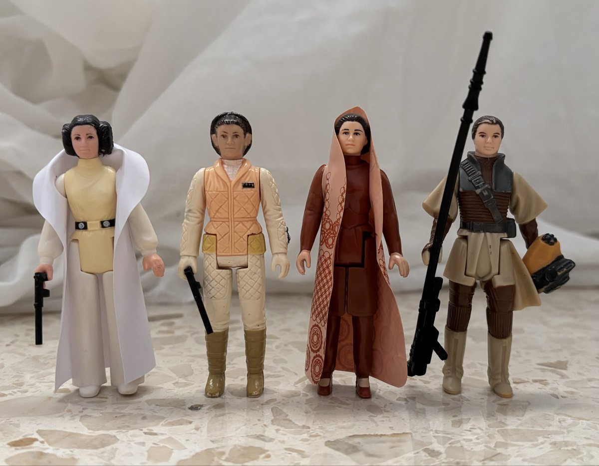 LliterasJose's tweet photo. Luke Skywalker, Leia Organa and Han Solo by #Kenner  #starwars #vintage https://t.co/ANuvhg09Mg
