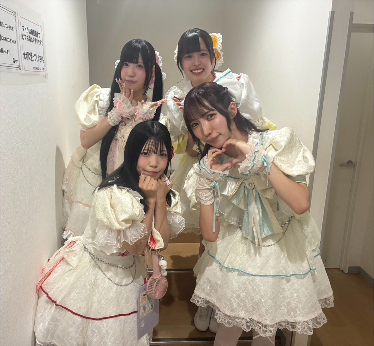 yunagi_spica's tweet photo. 「GIRLS BOX VOL.292 ～夏の還元祭～」

夕凪のスピカ初めての東京遠征🗼

ありがとうございました🌟
#夕凪のスピカ https://t.co/BWwi3DnPMq