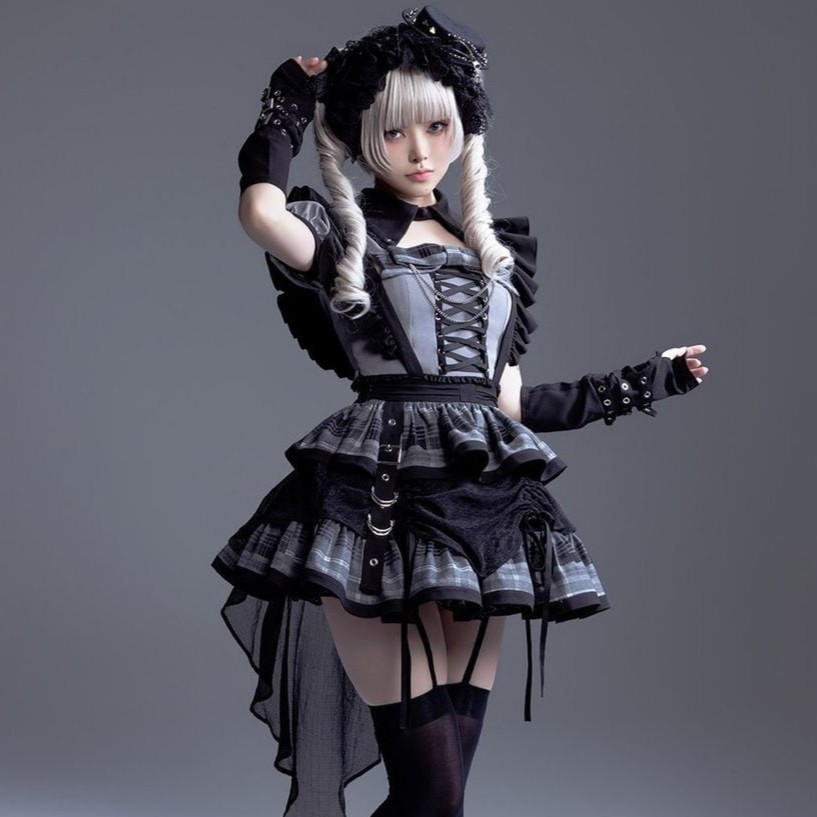 Maidens_Reve's tweet photo. 💕Maiden's Rêve プレゼントキャンペーン°˖✧
🎁宵闇ドーリィグレーチェックセットアップ🎁　💗アイテム詳細はリプ欄へ💗

🎀参加条件🎀
@Maidens_Reveをフォロー＆リポスト
締切：8/30
❣希望サイズをコメント／
引用リポストで当選率UP❣ https://t.co/yVnZdrhu4B